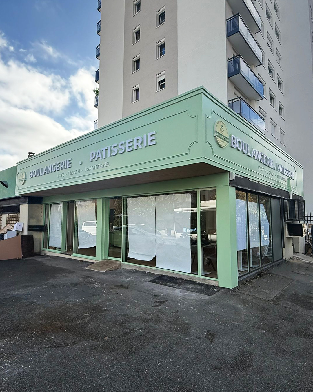 Enseignes-commerciales